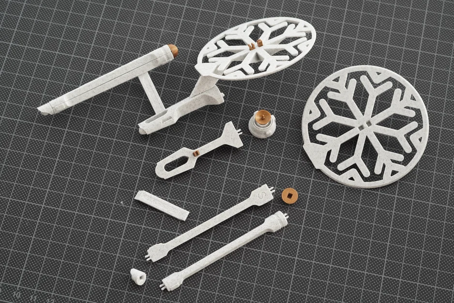 Snowship Enterprise – Ornament mùa đông phong cách USS Enterprise - Image 4