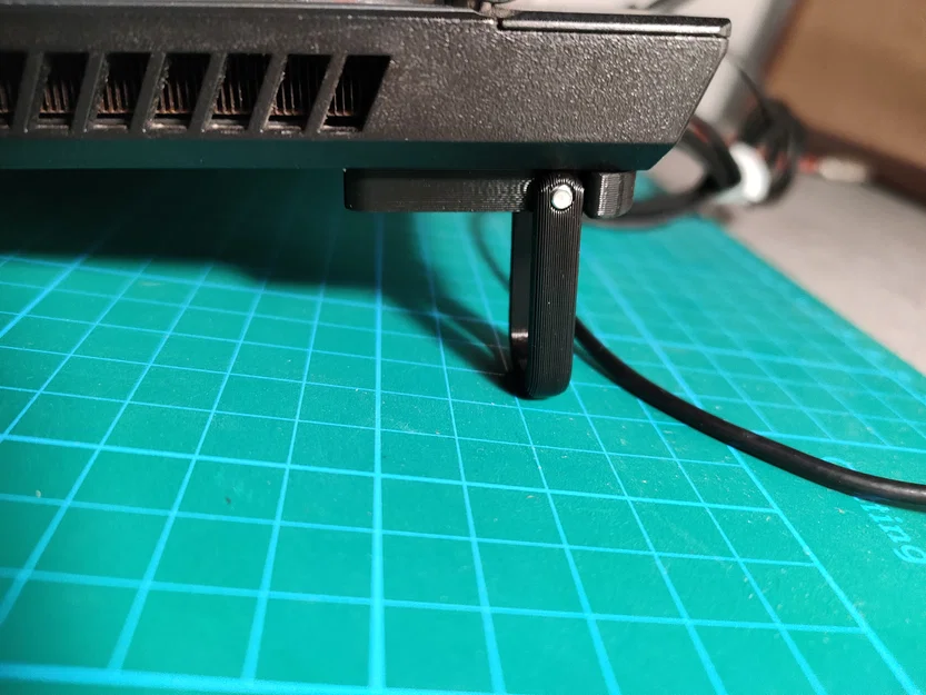 Chân kê laptop gập gọn tối giản (Minimalistic foldable Laptop Feet / Riser Stands) - Image 4