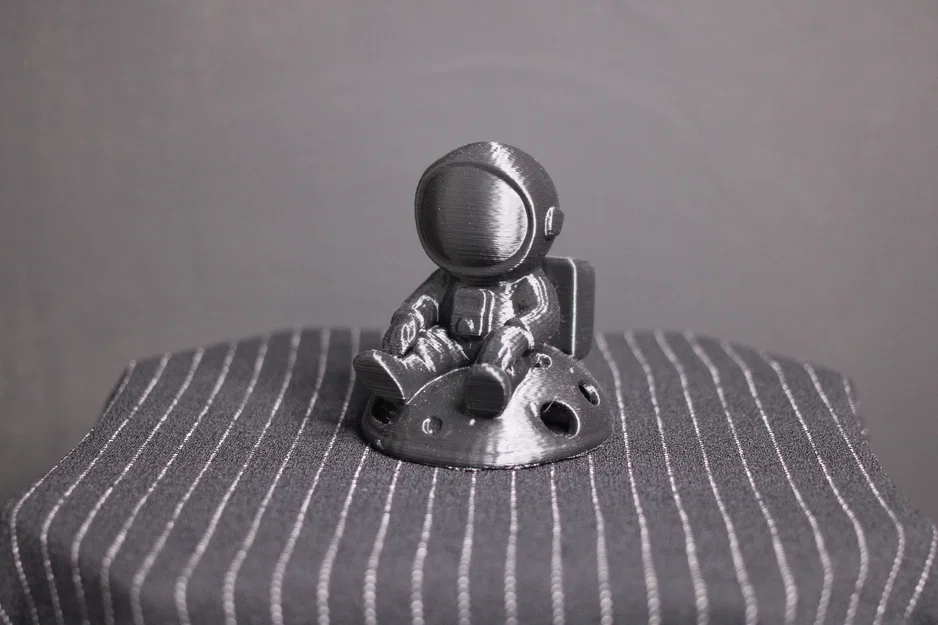 Buzzlunar on Moon – Mẫu 3D STL trang trí trăng lưỡi liềm - Image 4