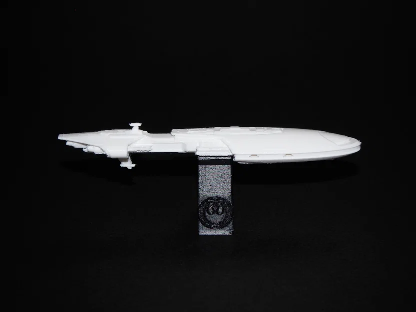 Star Wars New Republic Defender-class Cruiser - Image 3