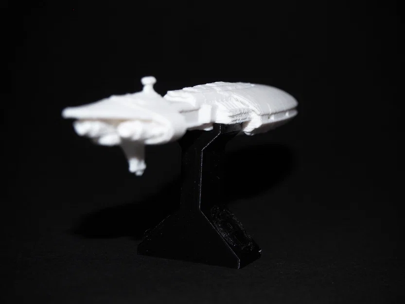 Star Wars New Republic Defender-class Cruiser - Image 5