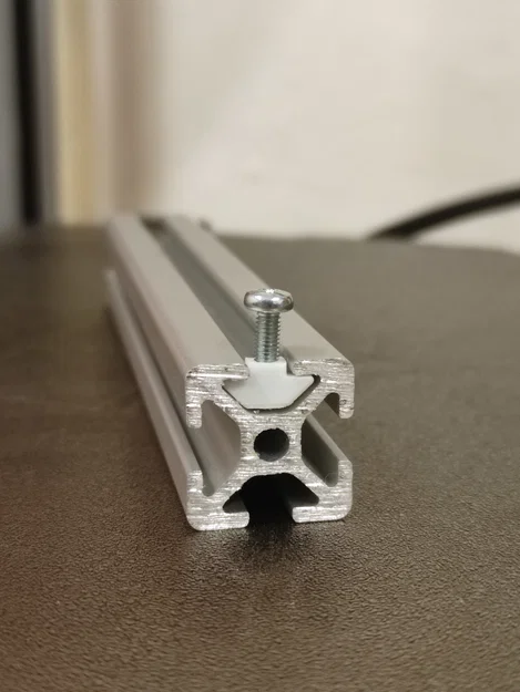 T-Nut M3, M4 cho thanh nhôm định hình 20x20mm (T-Slot 2020) - Image 1