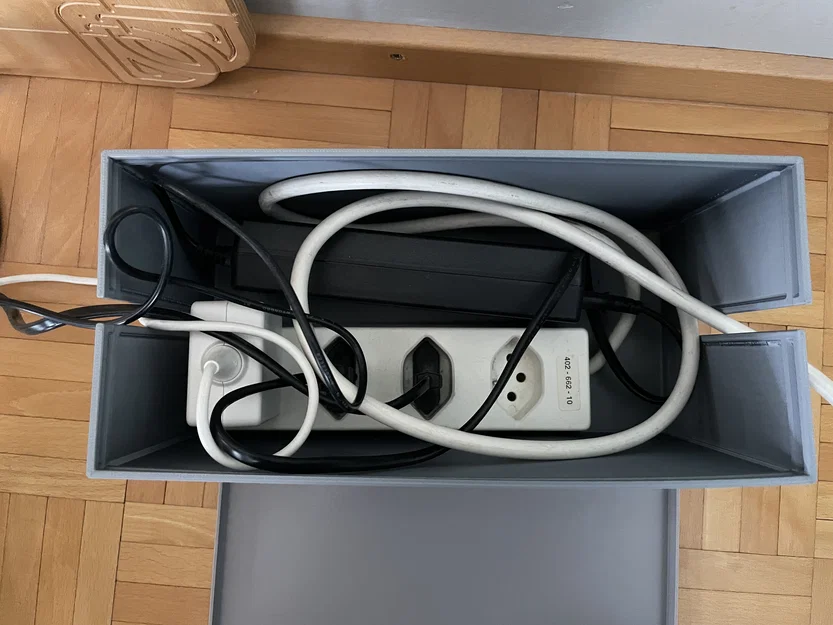 Hộp đựng dây điện 3D giúp góc làm việc gọn gàng và an toàn - Image 1