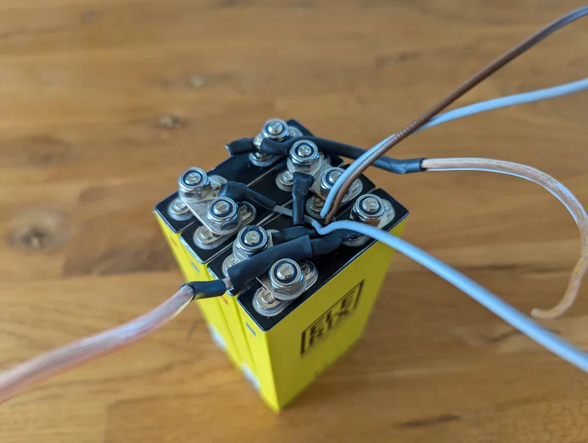 Pin sạc dự phòng di động 12V (4S LFP 128 Wh) sạc/xả USB - Image 3