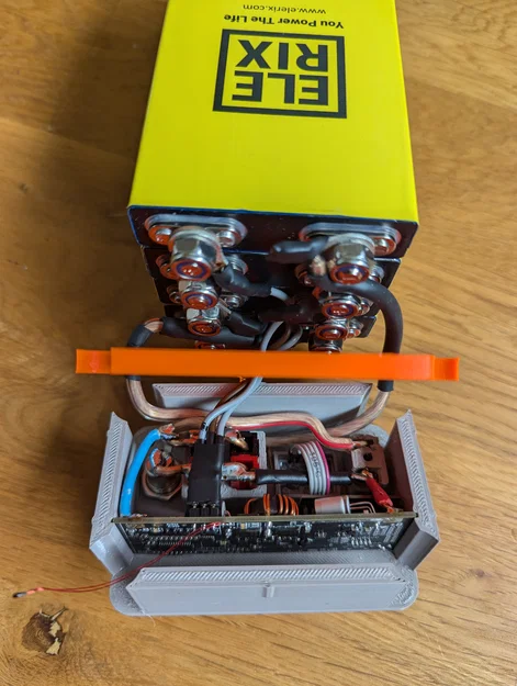 Pin sạc dự phòng di động 12V (4S LFP 128 Wh) sạc/xả USB - Image 7