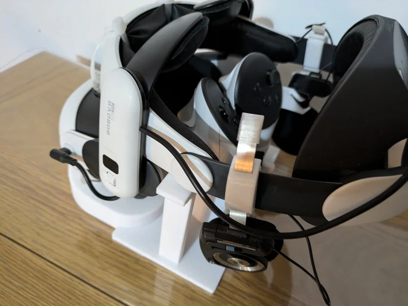 Giá đỡ Oculus Quest 3 kết hợp dây đeo Bobovr in 3D tiện lợi - Image 2