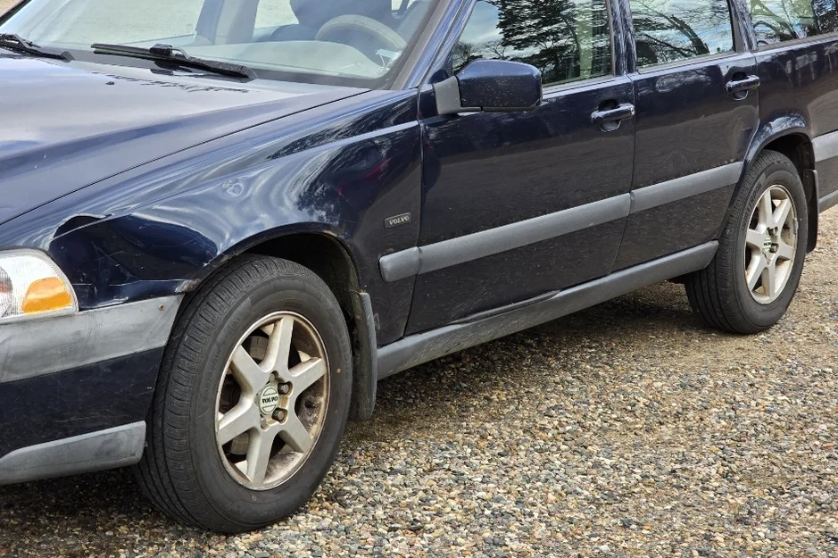 Nắp chụp mâm (Wheel Center Cap) Volvo V70 S60 S80 850 - Image 5