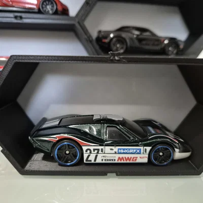 ModelCarGarageDisplay – Garage trưng bày xe mô hình 1:64 gắn tường