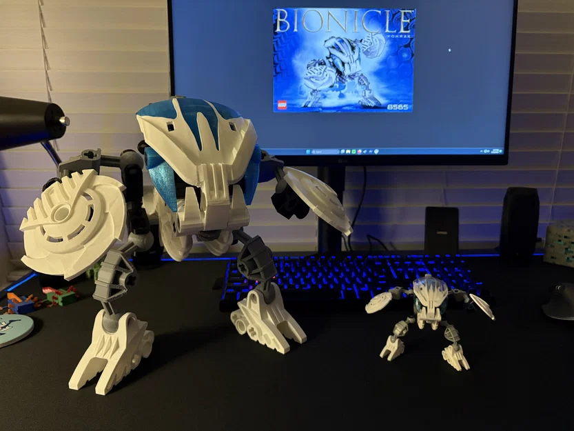 Bionicle Bohrok 300% Scale - Image 1