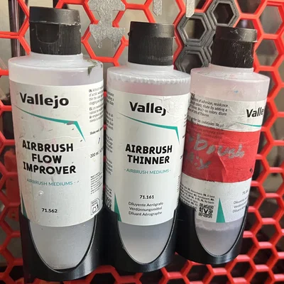 Khay gắn tường HSW đựng 3 chai sơn Vallejo 49mm tiện lợi