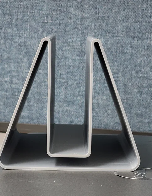 Kệ dựng laptop dọc (Vertical laptop stand) - Image 1