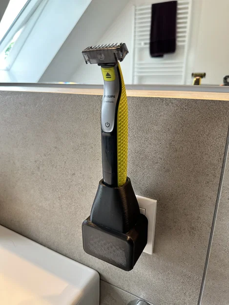 Giá đỡ OneBlade kèm bộ sạc (OneBlade Holder with Charger) - Image 1