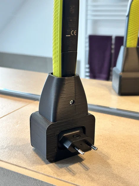 Giá đỡ OneBlade kèm bộ sạc (OneBlade Holder with Charger) - Image 2