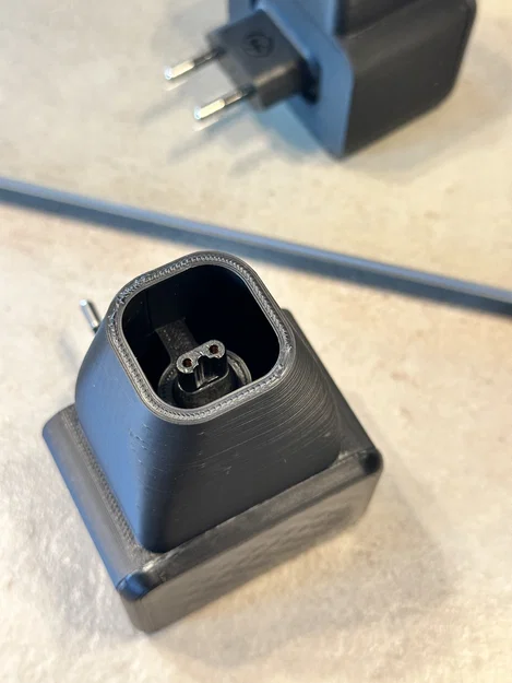 Giá đỡ OneBlade kèm bộ sạc (OneBlade Holder with Charger) - Image 3