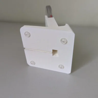 Đế giữ điện thoại 3D kết hợp sạc không dây gọn gàng