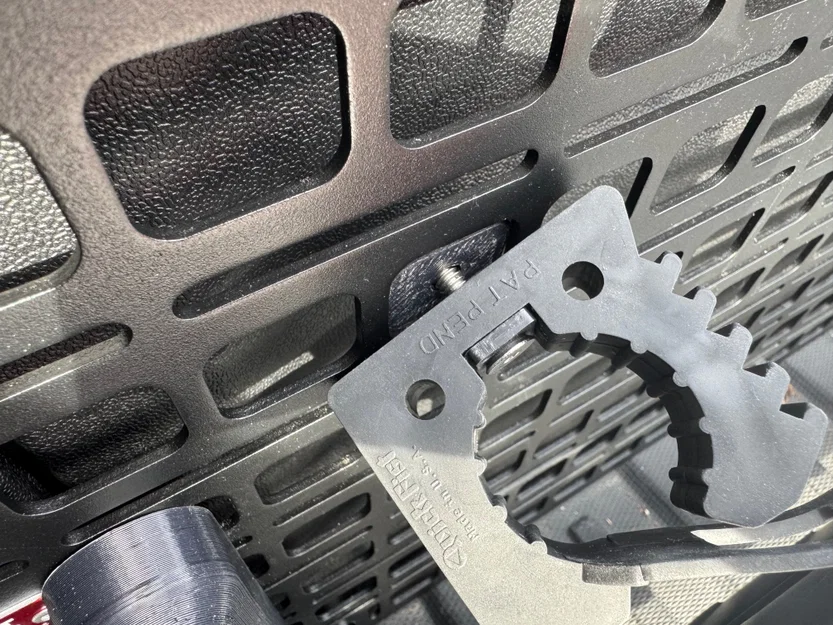Đai ốc MOLLE Nut tự in cho bảng gắn Builtright cực tiện lợi - Image 1