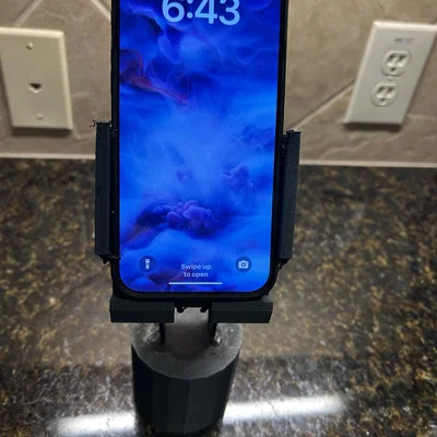 Giá iPhone Pro Max 11-16 gắn hốc để ly cho ô tô & SUV