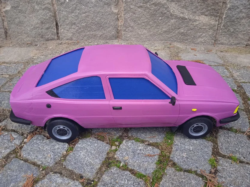 Mô hình thân xe RC Škoda 130 Rapid 1:8 - Chi tiết và sống động - Image 14