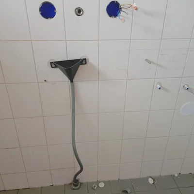 Urinal Khẩn Cấp (Emergency Urinal)