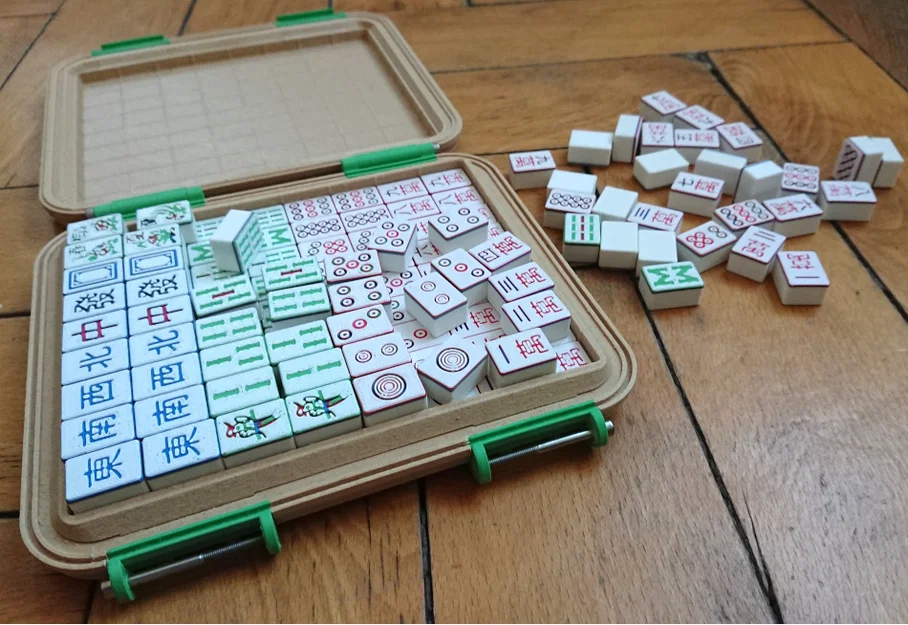 Mahjong (bản du lịch) – Bộ 144 quân kèm hộp đựng - Image 1