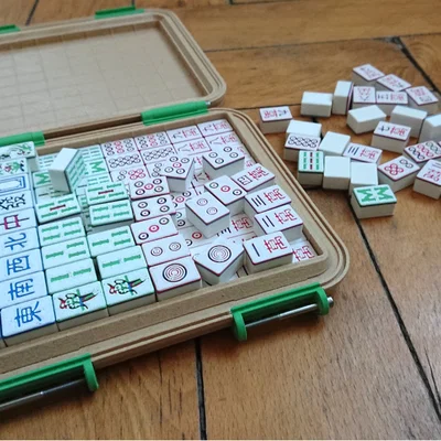 Mahjong (bản du lịch) – Bộ 144 quân kèm hộp đựng