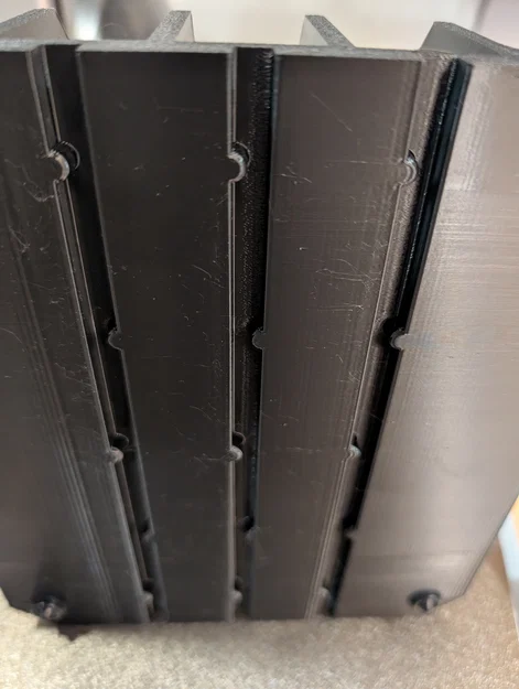 Giá đỡ laptop dạng đứng (3 laptop) - Image 1