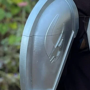 File in 3D giáp vai The Mandalorian (Bản trơn và Mudhorn)