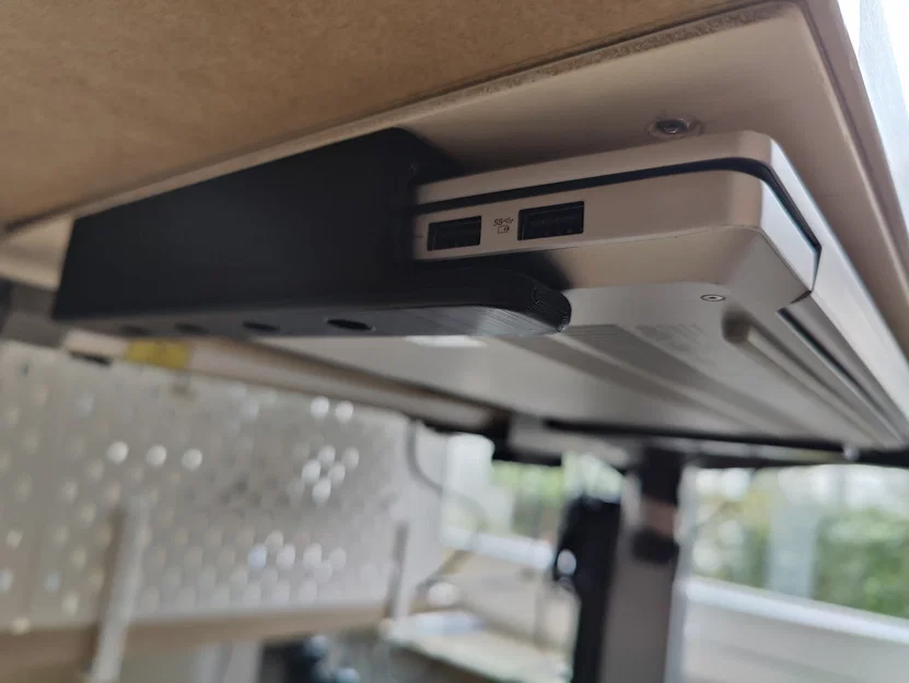 Giá Treo Laptop Dưới Bàn Loại Bền Chắc (Rugged Underdesk Laptop Mount) - Image 1