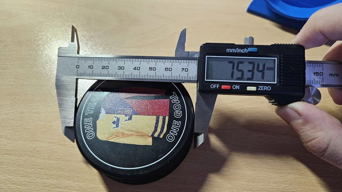 Giá đỡ quả cầu khúc côn cầu - Hockey Puck Holder trưng bày đẹp - Image 4