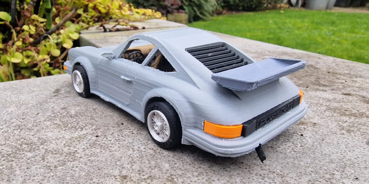 Mô hình 3D xe Porsche 911 năm 1980 thiết kế chi tiết - Image 10