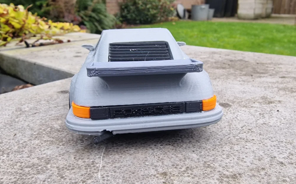 Mô hình 3D xe Porsche 911 năm 1980 thiết kế chi tiết - Image 14