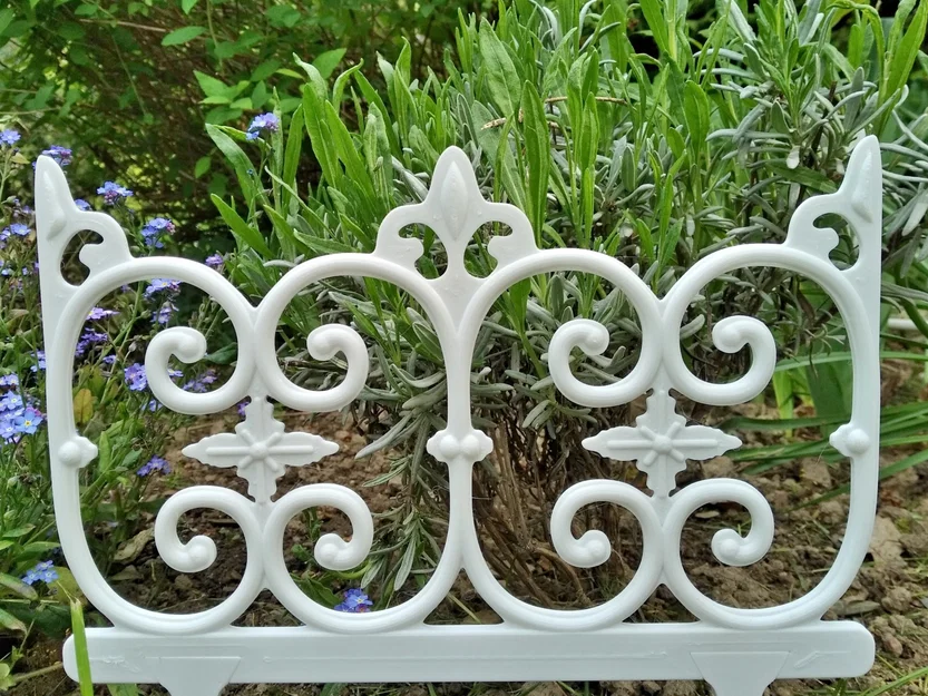 Hàng rào trang trí cho vườn (Decorative Garden Fence) - Image 1