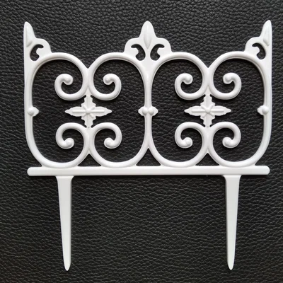 Hàng rào trang trí cho vườn (Decorative Garden Fence)