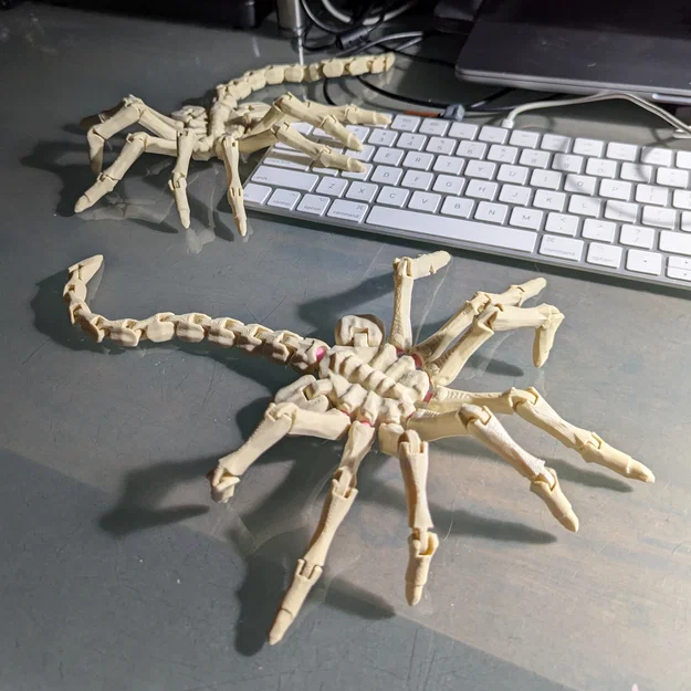 Semi-Posable Flexi Facehugger (Bản Có Khớp Tạo Dáng Một Phần) - Image 4