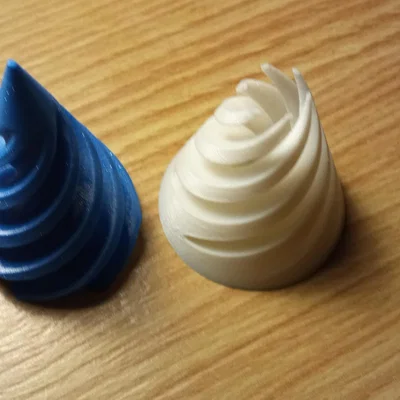 Mô hình hình nón xoắn ốc Conos imposibles in 3D