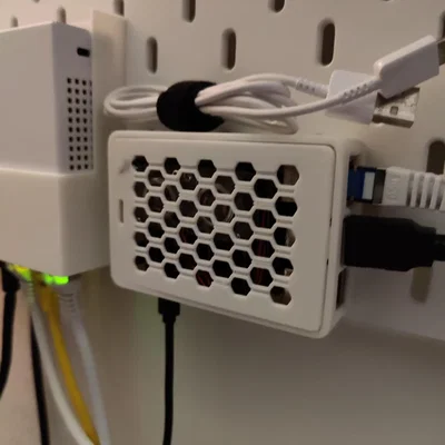 Vỏ Raspberry Pi 4 B+ - IKEA Skadis (Remix)