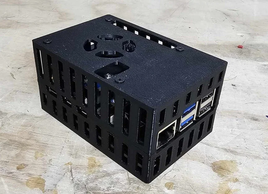 Vỏ Raspberry Pi 5 hỗ trợ PoE Hat và đế NVMe Base (M.2) - Image 1