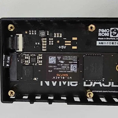 Vỏ Raspberry Pi 5 hỗ trợ PoE Hat và đế NVMe Base (M.2)