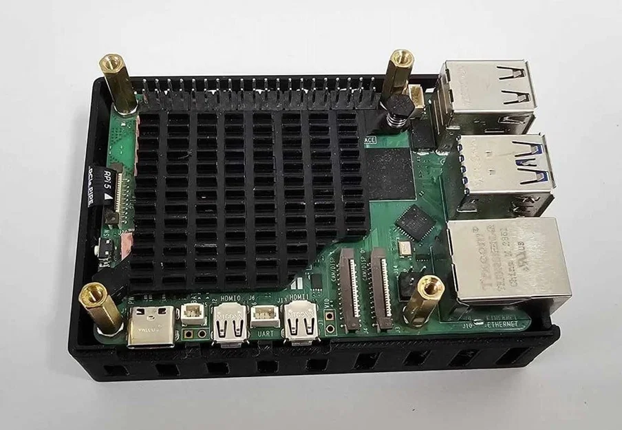 Vỏ Raspberry Pi 5 hỗ trợ PoE Hat và đế NVMe Base (M.2) - Image 5