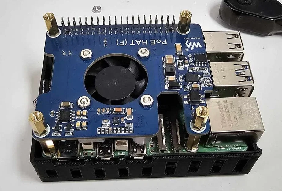 Vỏ Raspberry Pi 5 hỗ trợ PoE Hat và đế NVMe Base (M.2) - Image 6