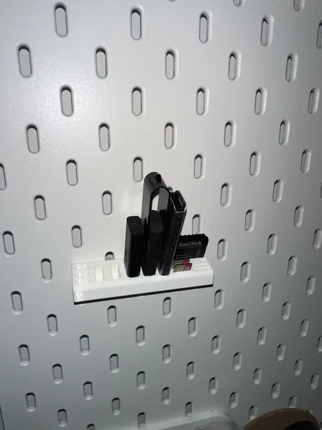 Khay gắn bảng IKEA Skadis đựng USB và thẻ nhớ tiện lợi - Image 2