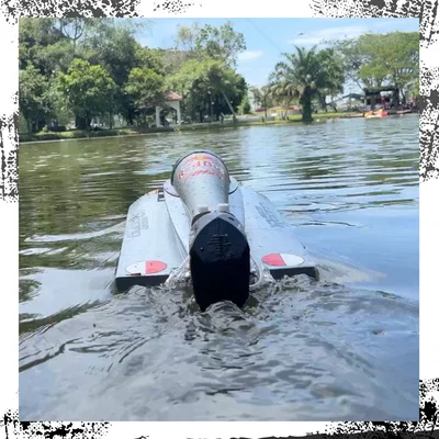 Tàu RC F1 kèm Outboard Mercury Racing 360