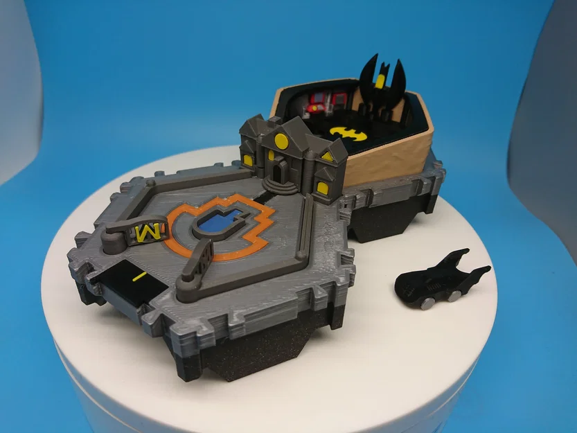 Little Cities - Wayne Manor / Batcave - Image 2