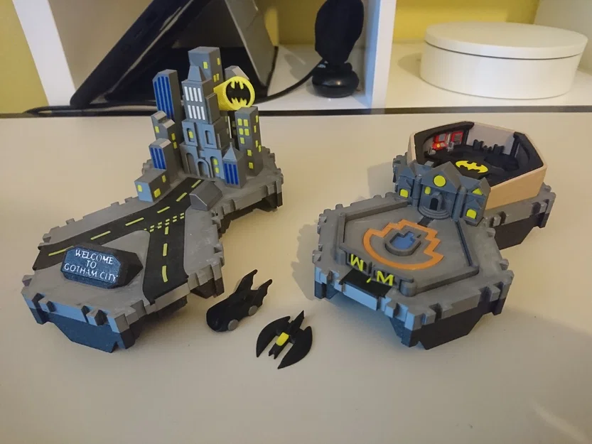 Little Cities - Wayne Manor / Batcave - Image 7