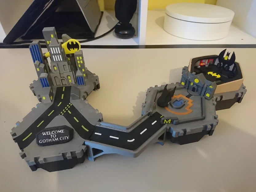 Little Cities - Wayne Manor / Batcave - Image 8