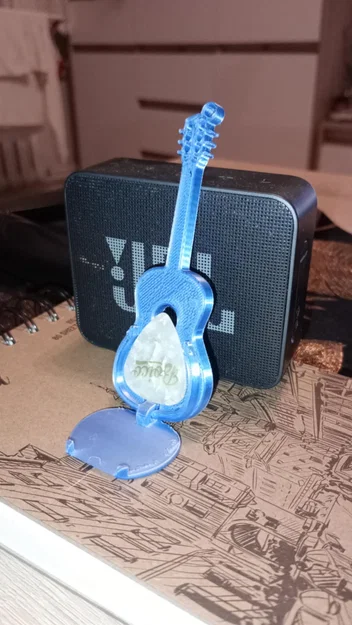 Móc khóa kiêm hộp đựng phím đàn guitar in 3D nhỏ gọn - Image 2