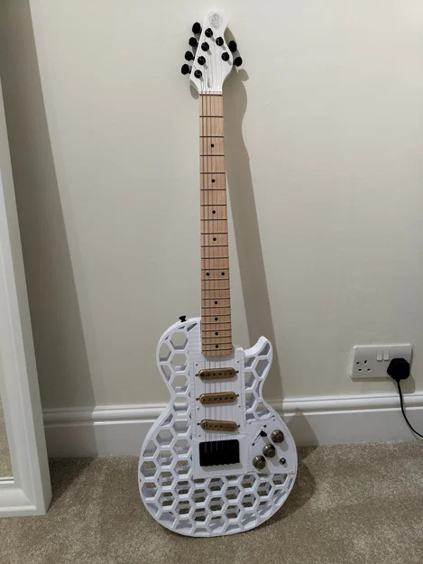 Guitar In 3D - Kiểu LP Hex Design - Full Size Chơi Được - Image 1