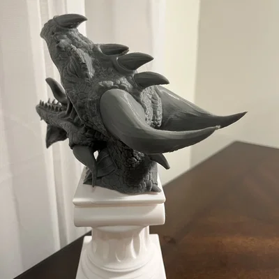 Bàn thờ Đầu Rồng (Dragon Head Altar)