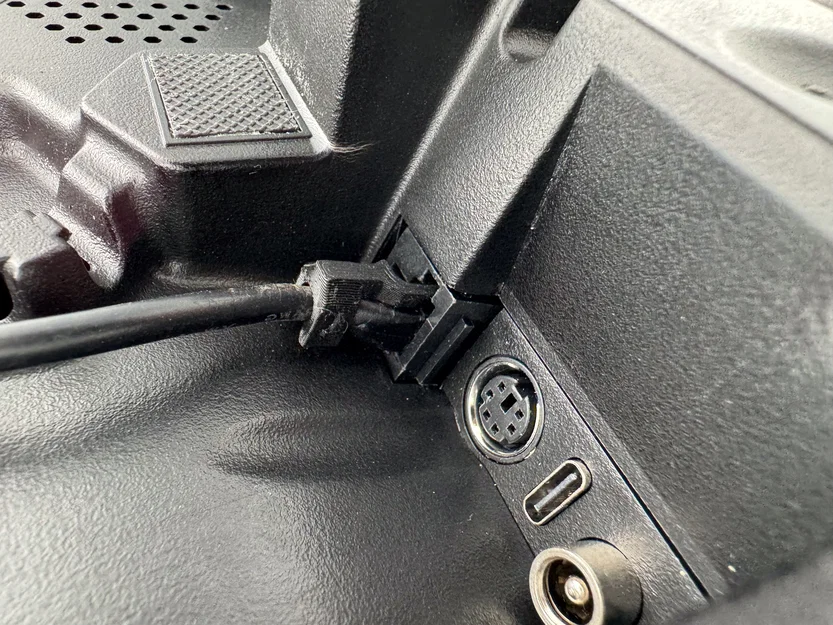 THRUSTMASTER: Kẹp (Clip) cho cáp RJ12 Pedals - Image 3