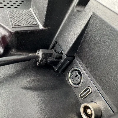 THRUSTMASTER: Kẹp (Clip) cho cáp RJ12 Pedals